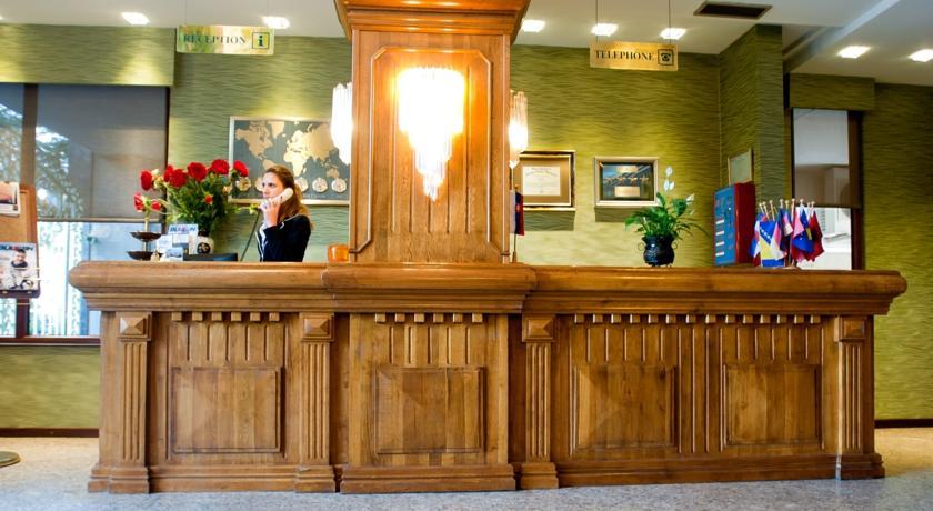 Grand Hotel & Spa Тирана Экстерьер фото